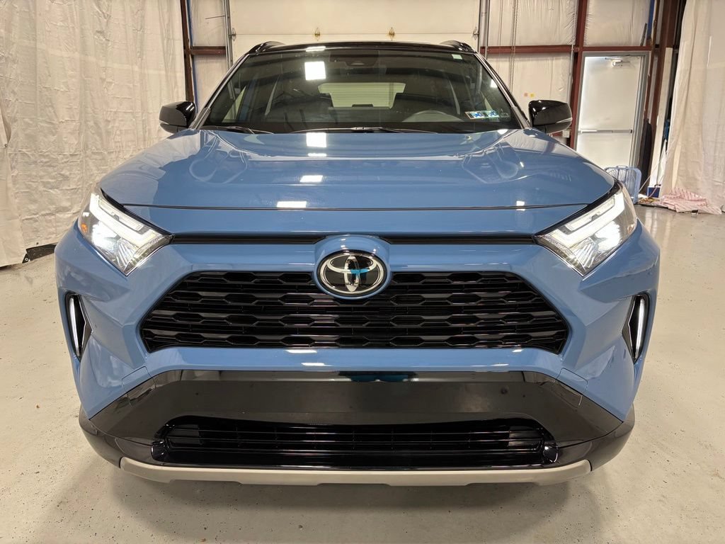 Used 2025 Toyota RAV4 XSE w/ Weather Package AWD/4WD image 2