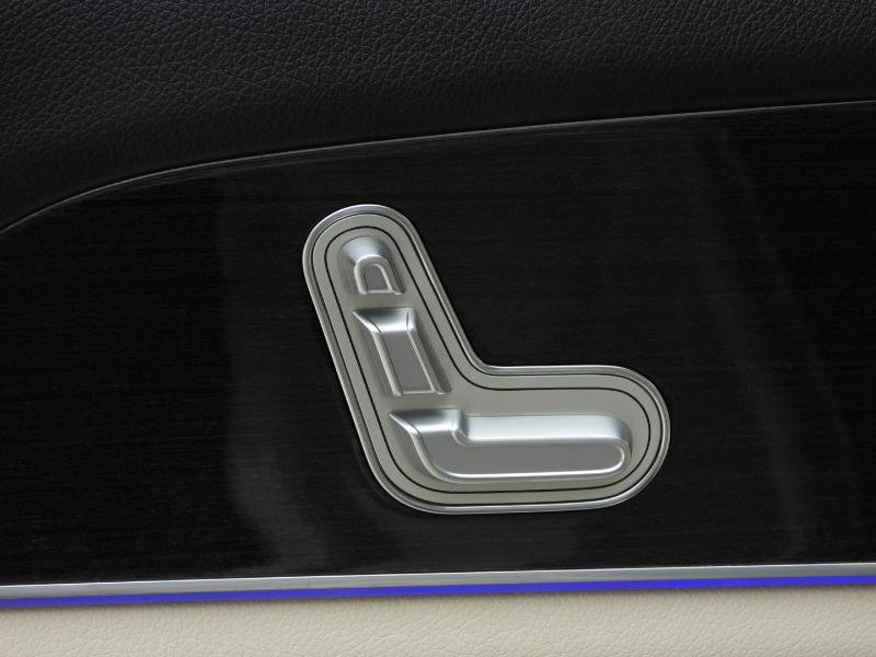 Used 2022 Mercedes-Benz GLS 450 4MATIC image 44