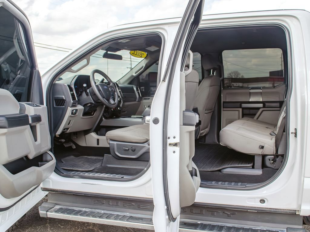 Used 2022 Ford F250 XLT w/ XLT Premium Package AWD/4WD image 8