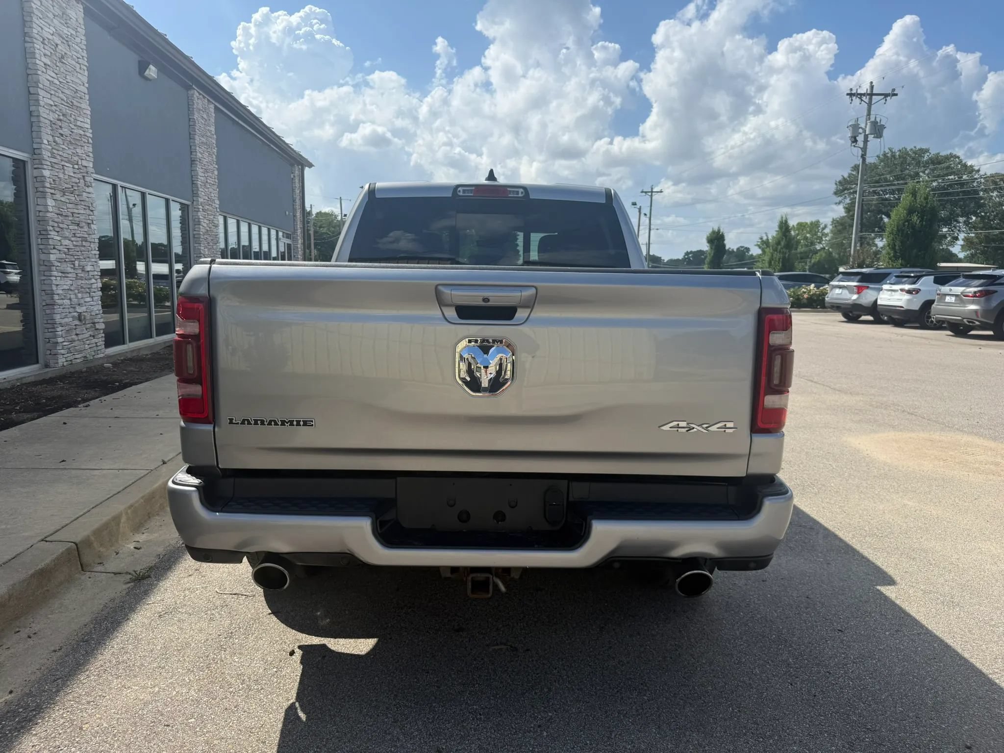 Used 2021 RAM 1500 Laramie w/ Sport Appearance Package AWD/4WD image 6