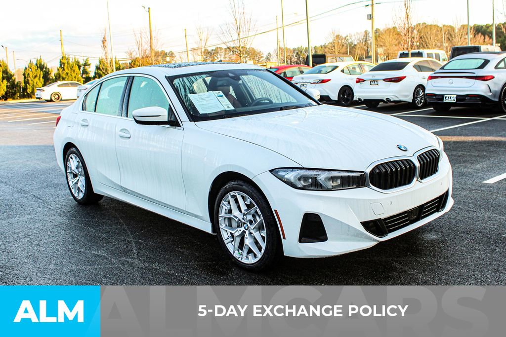 Used 2025 BMW 330i xDrive Sedan AWD/4WD image 4