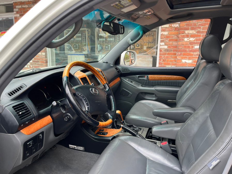 Used 2004 Lexus GX 470 image 8