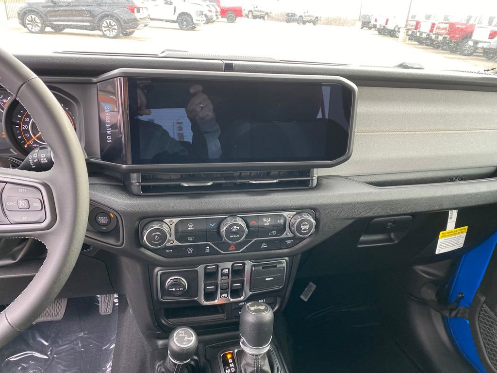 New 2026 Jeep Wrangler Unlimited Sport AWD/4WD image 17