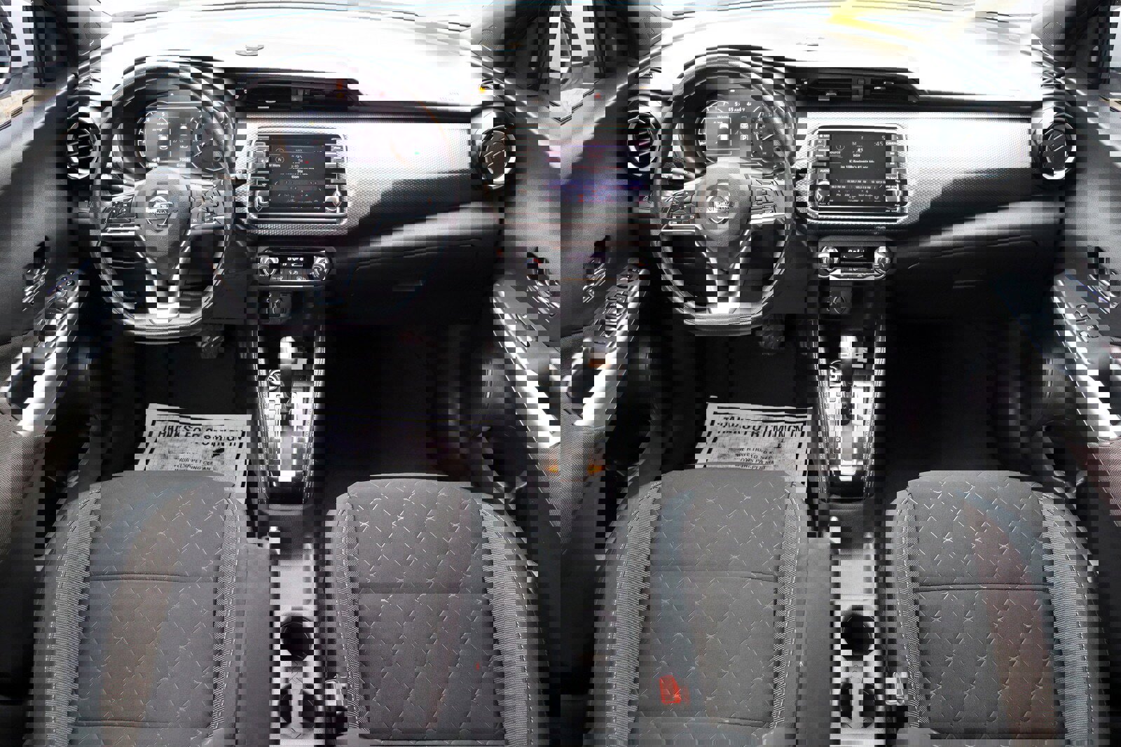 Used 2018 Nissan Kicks SV image 9