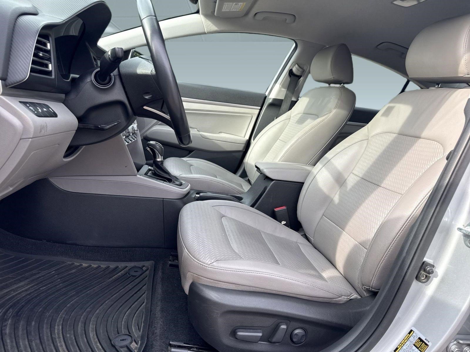 Used 2020 Hyundai Elantra Limited image 4