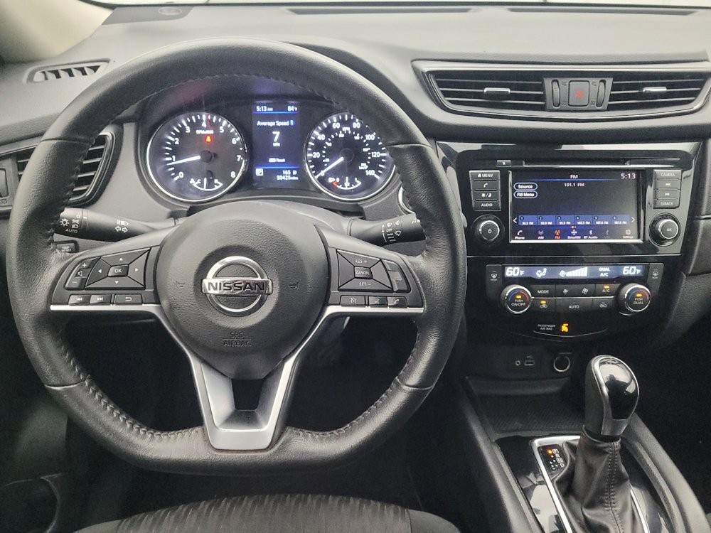 Used 2020 Nissan Rogue SV FWD image 22