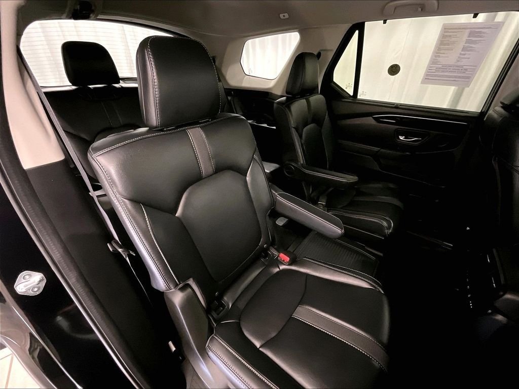 Used 2023 Honda Pilot EX-L image 16