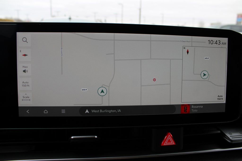 New 2026 Kia Carnival EX FWD image 13