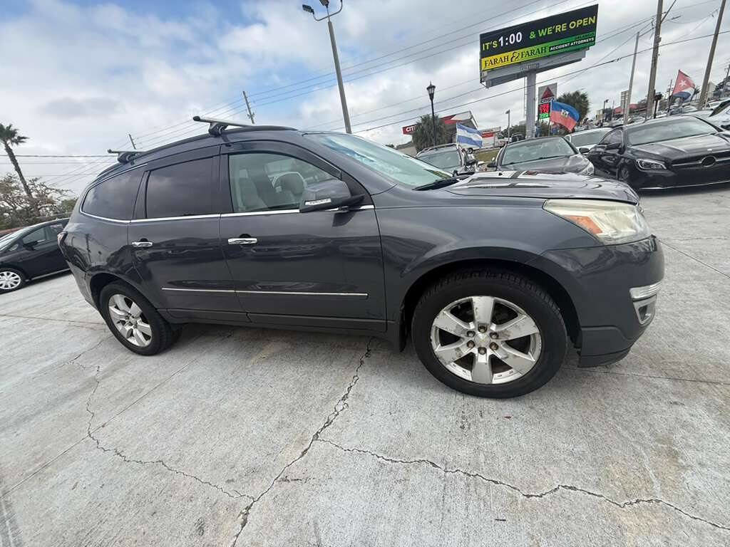 Used 2014 Chevrolet Traverse LTZ image 17