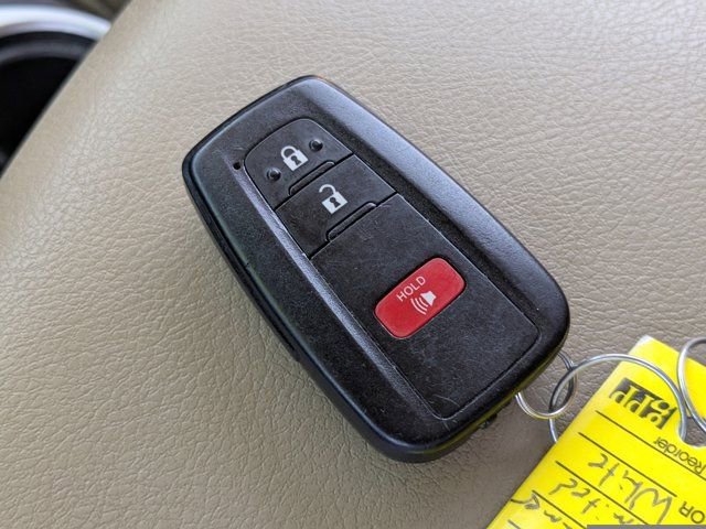 Used 2024 Toyota 4Runner Limited AWD/4WD image 30