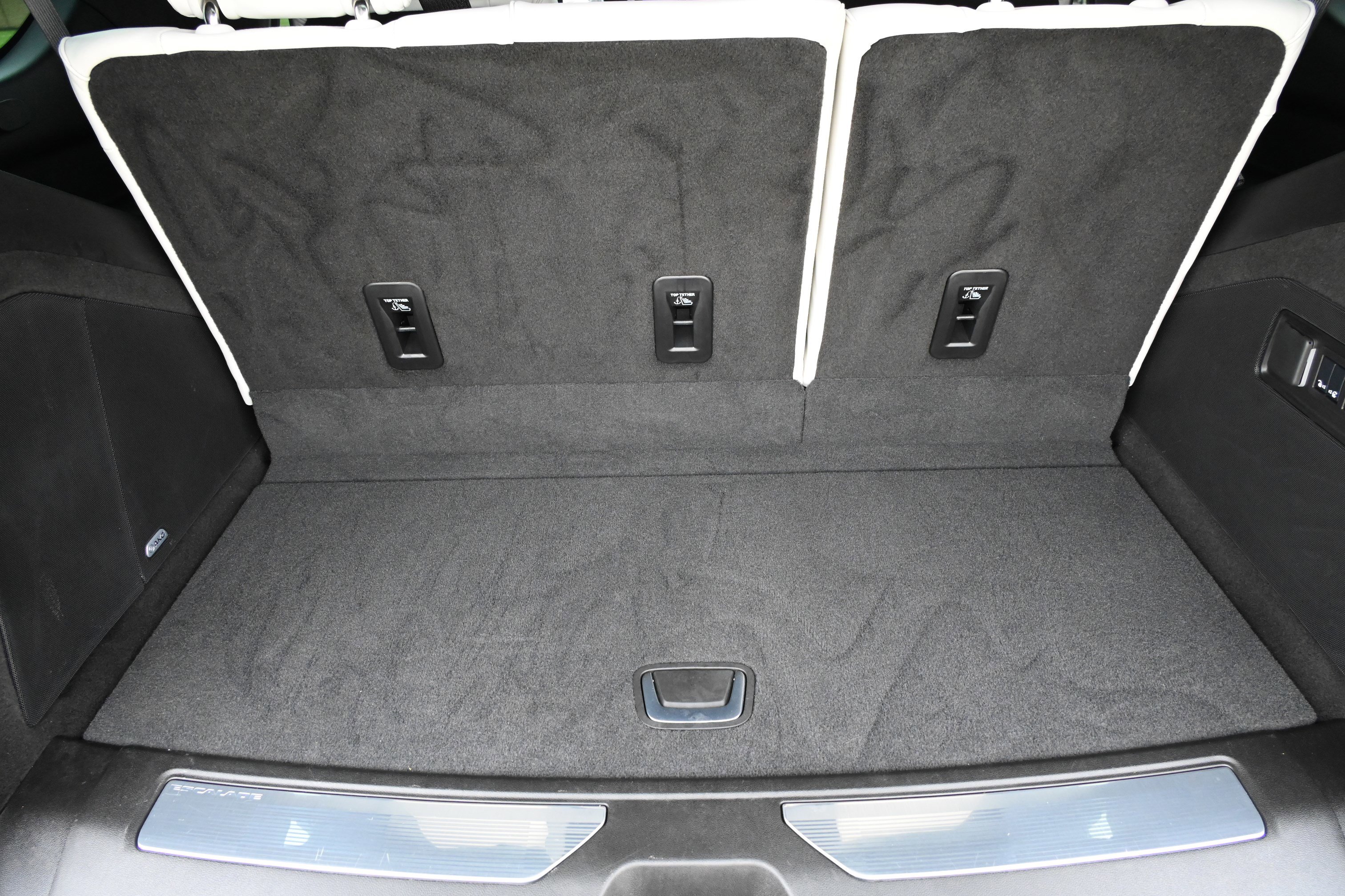 Used 2026 Cadillac Escalade V w/ LPO, ONYX Package AWD/4WD image 36