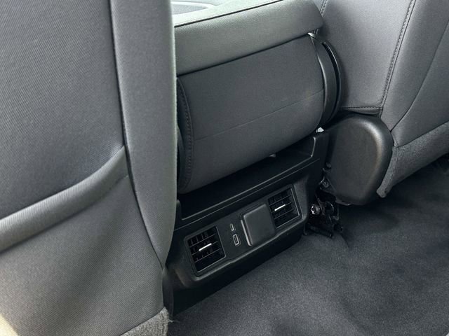 Used 2023 Chevrolet Silverado 1500 LT AWD/4WD image 18