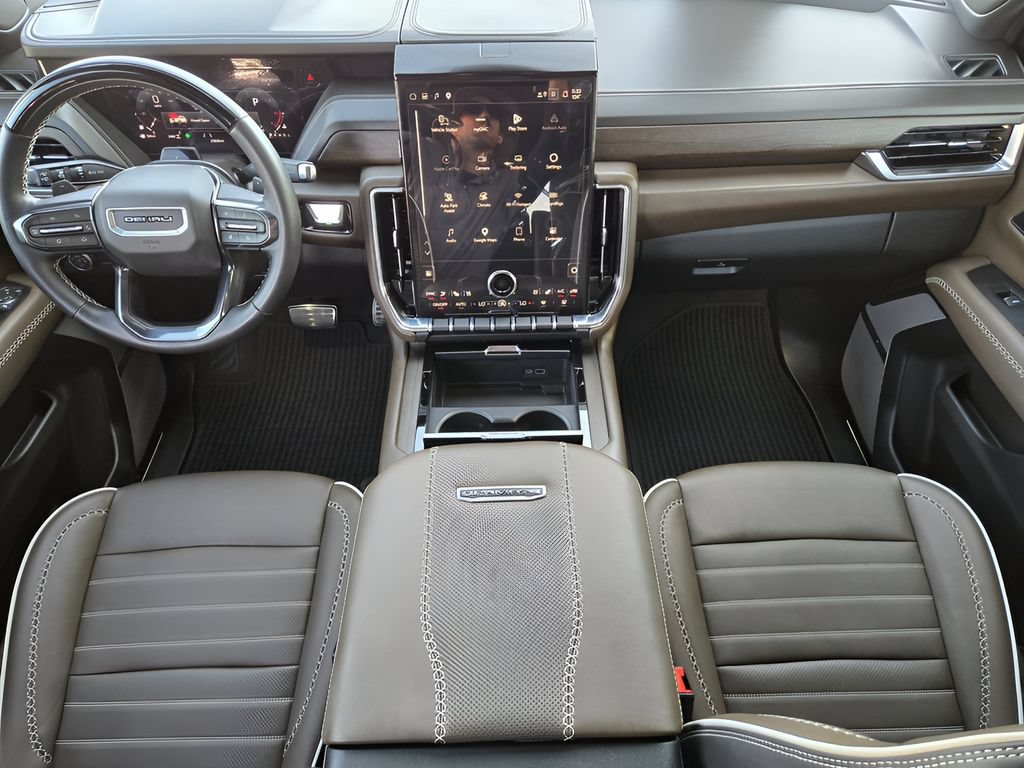 Used 2026 GMC Yukon Denali Ultimate AWD/4WD image 24