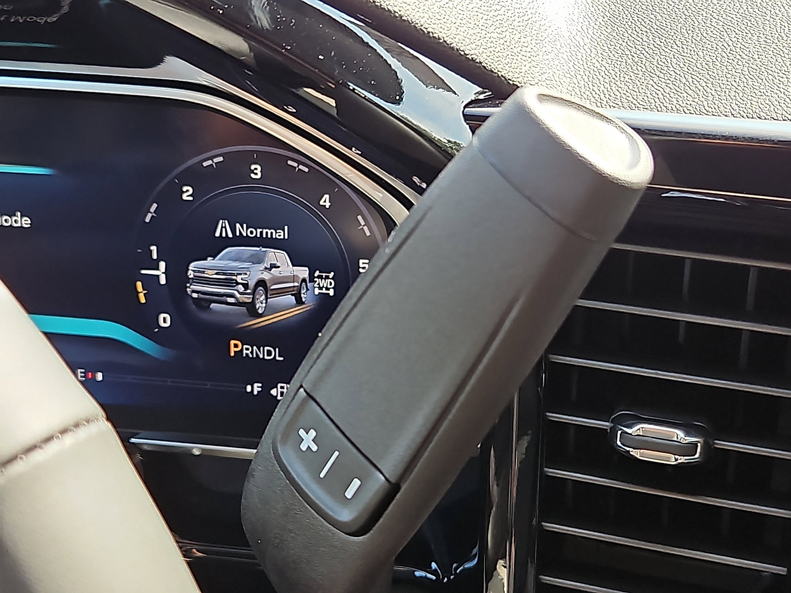 New 2026 Chevrolet Silverado 1500 LT image 7