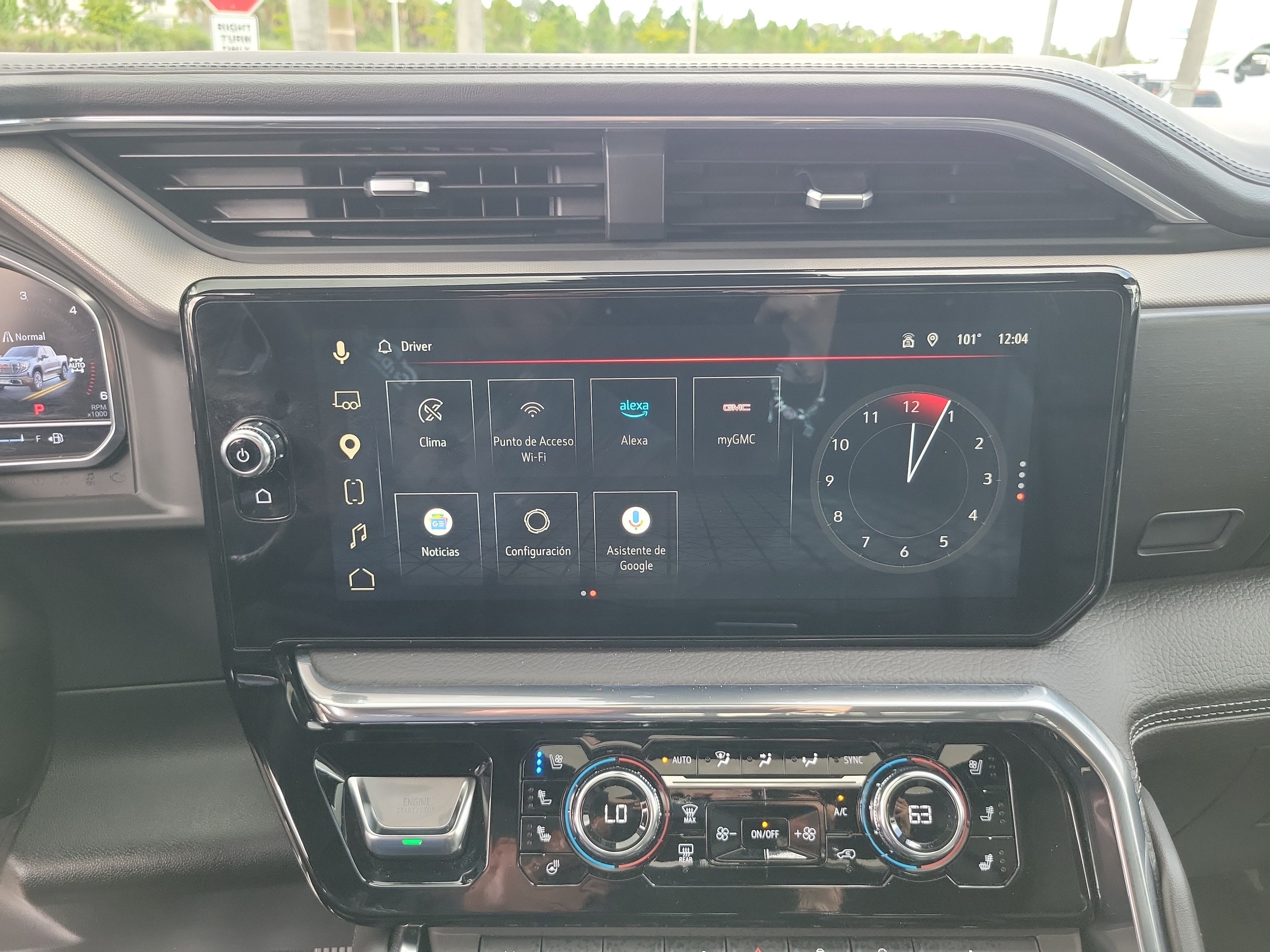 Used 2024 GMC Sierra 1500 Denali AWD/4WD image 22