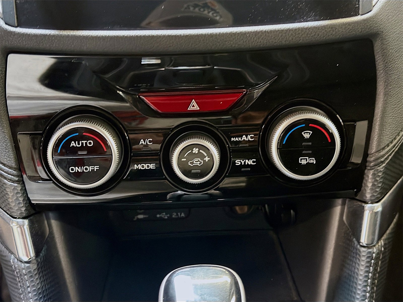 Used 2024 Subaru Forester Limited image 16