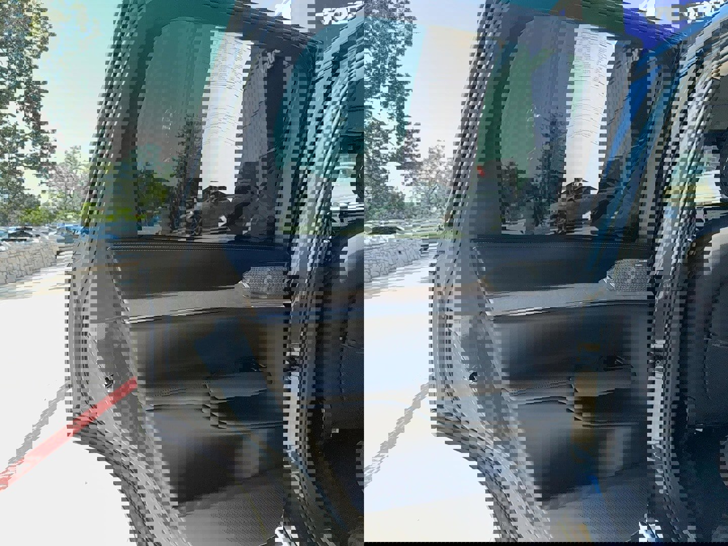 Certified 2025 Volvo EX90 Ultra image 14