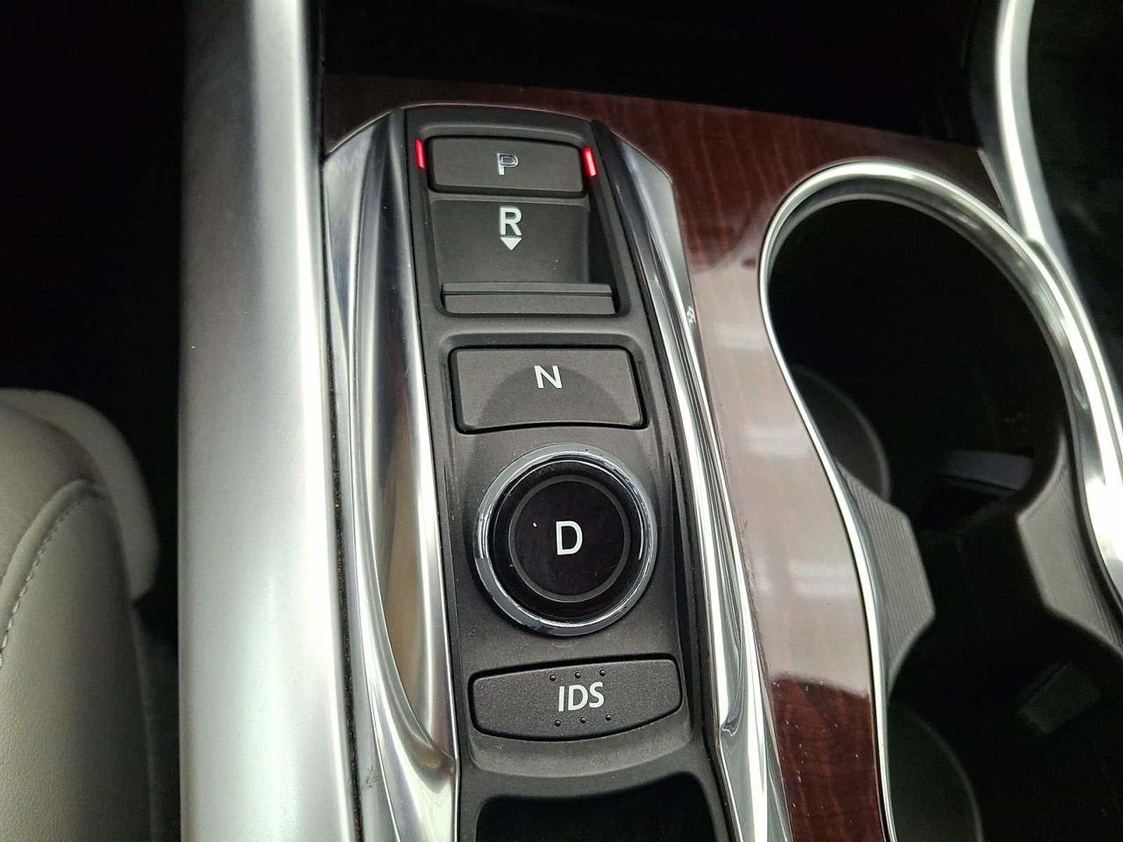 Used 2015 Acura TLX w/ Technology Package AWD/4WD image 15