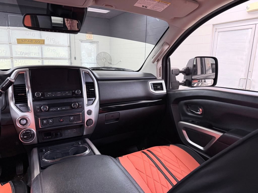 Used 2020 Nissan Titan SV w/ SV Convenience Package AWD/4WD image 28