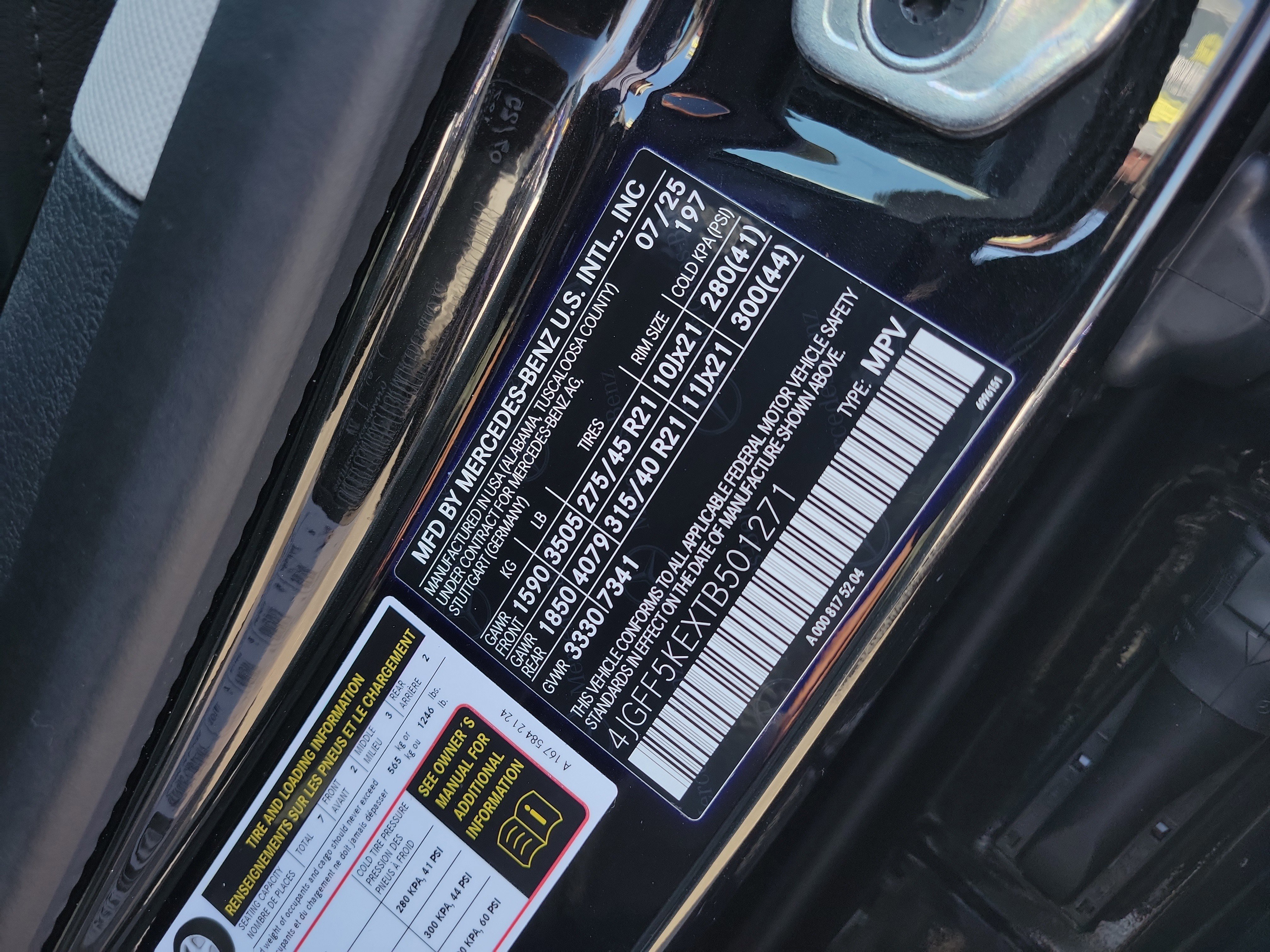 Certified 2026 Mercedes-Benz GLS 450 4MATIC image 31