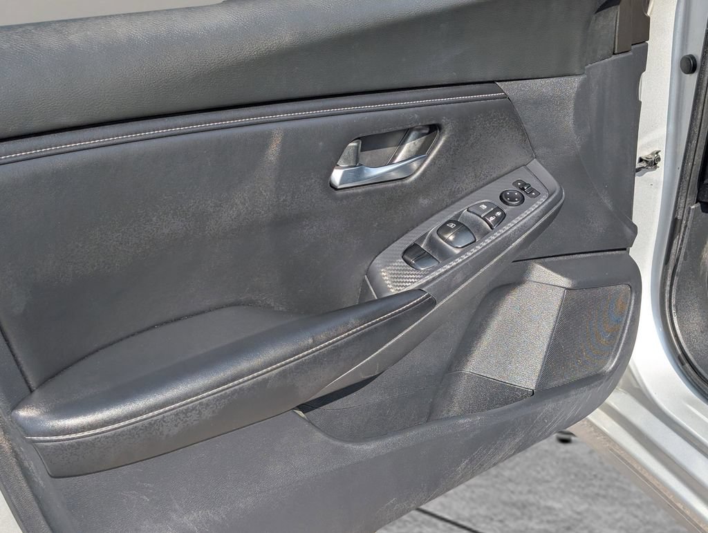 Used 2020 Nissan Sentra SV FWD image 15
