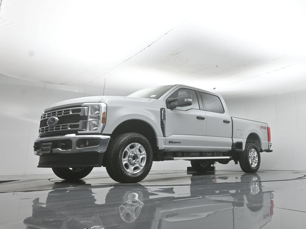 New 2026 Ford F250 XLT w/ FX4 Off-Road Package AWD/4WD image 43