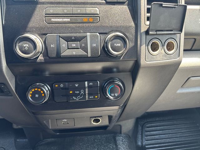 Used 2019 Ford F550 2WD Regular Cab Super Duty image 19