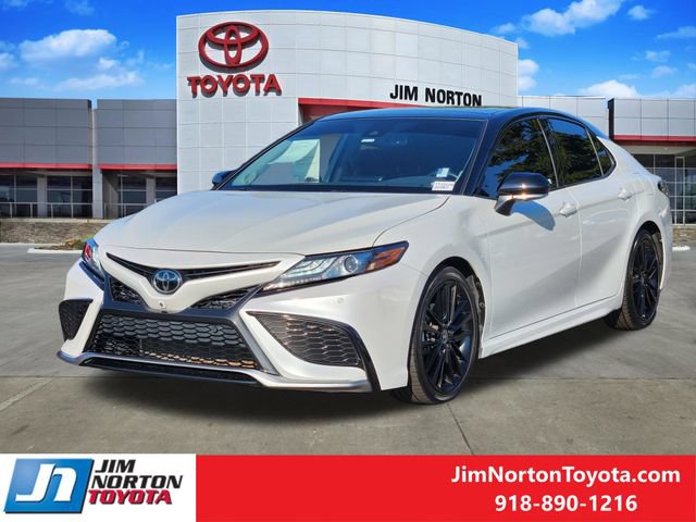 Used 2023 Toyota Camry XSE w/ Navigation Package FWD image 4