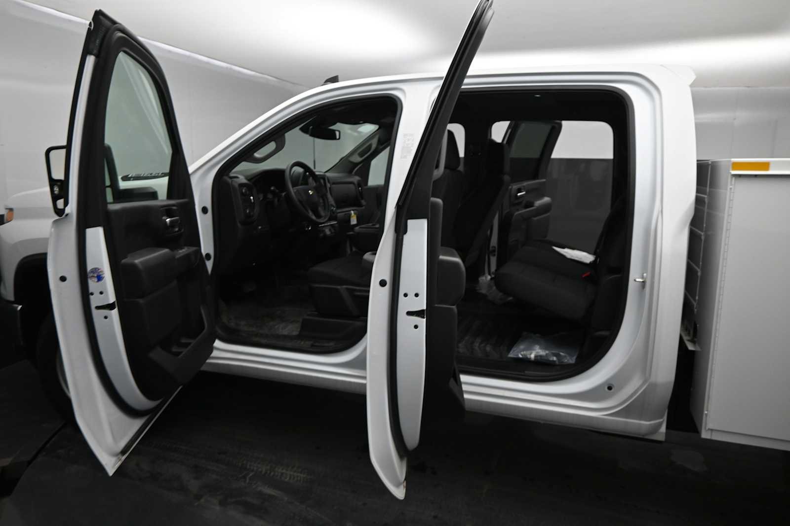 Used 2024 Chevrolet Silverado 3500 W/T w/ WT Convenience Package AWD/4WD image 25