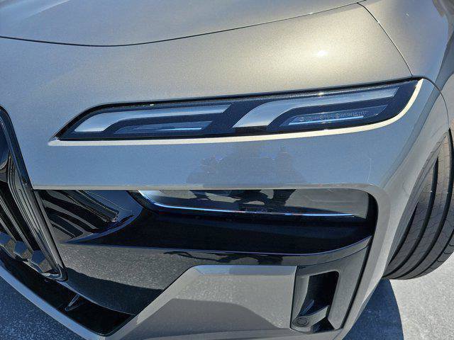 New 2025 BMW i7 xDrive60 image 34