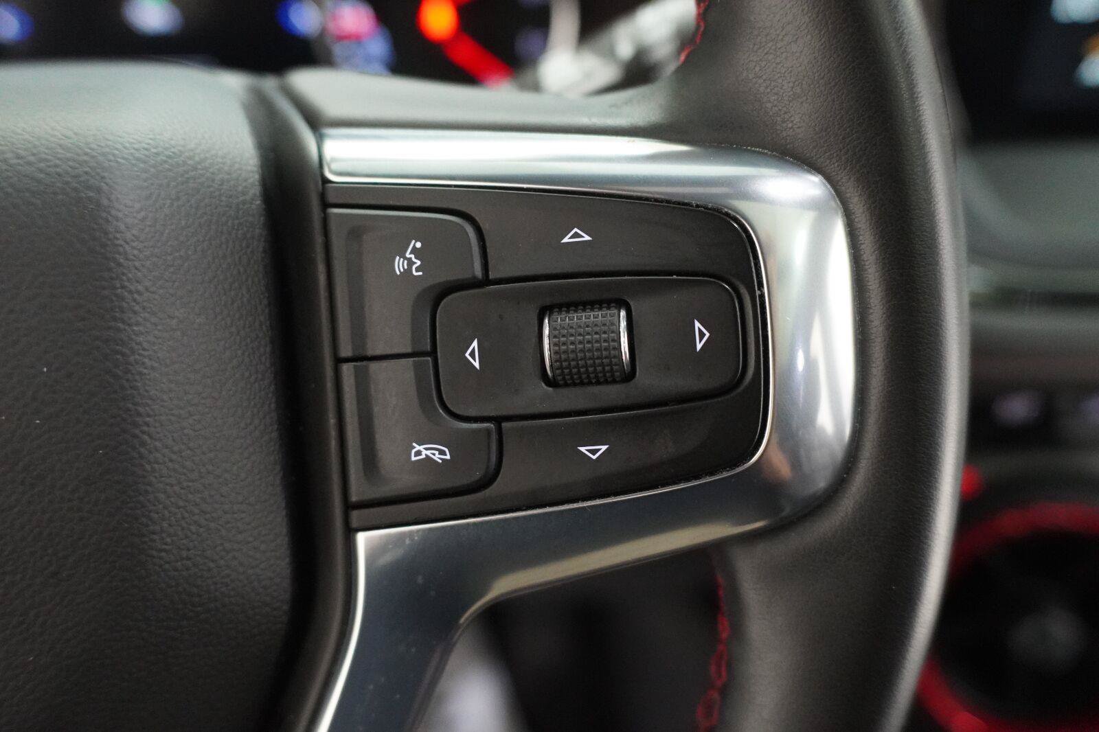 Used 2023 Chevrolet Blazer RS w/ Driver Confidence II Package FWD image 10