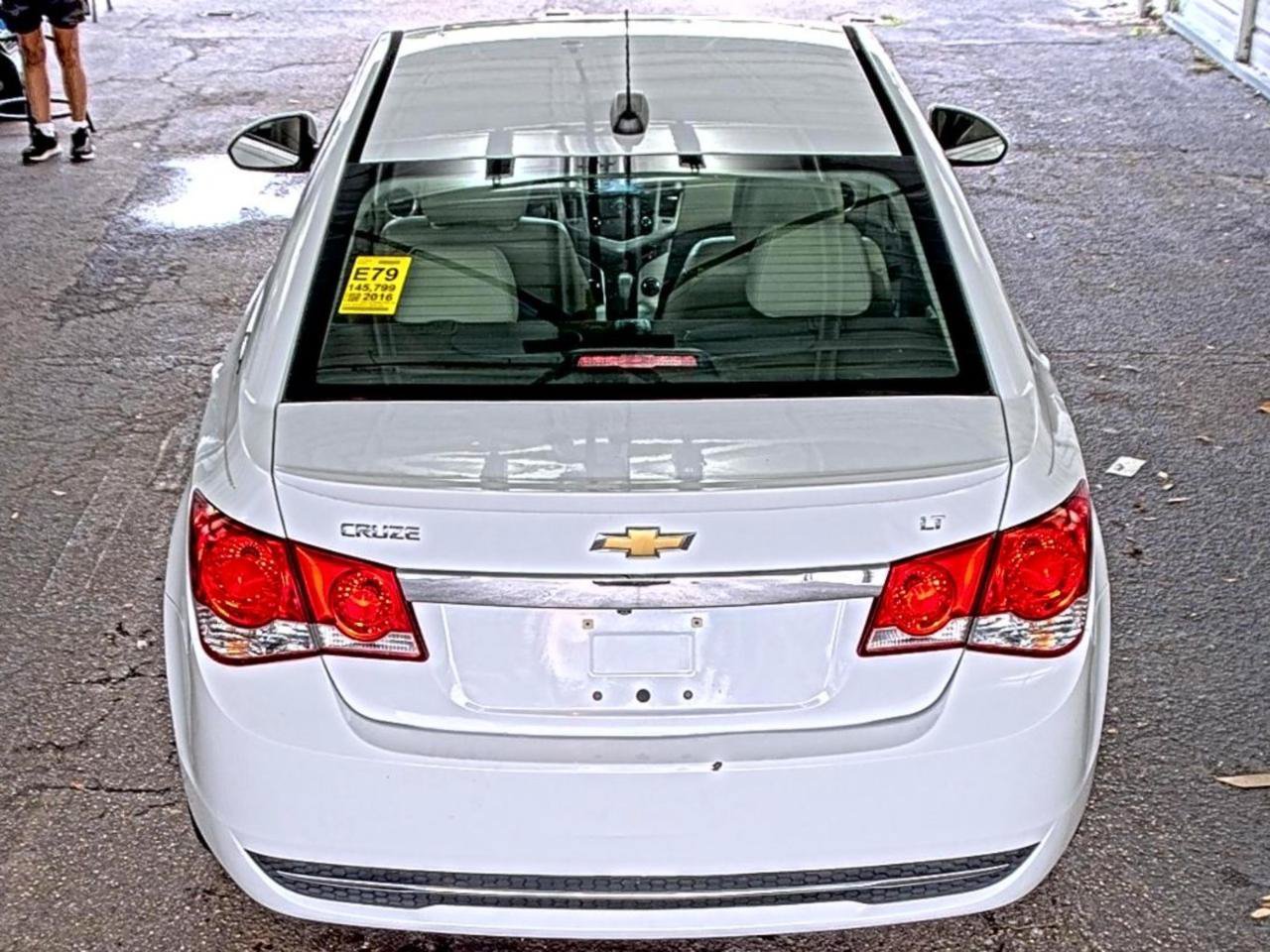 Used 2016 Chevrolet Cruze LT w/ Sun, Sound and Sport Package FWD image 4