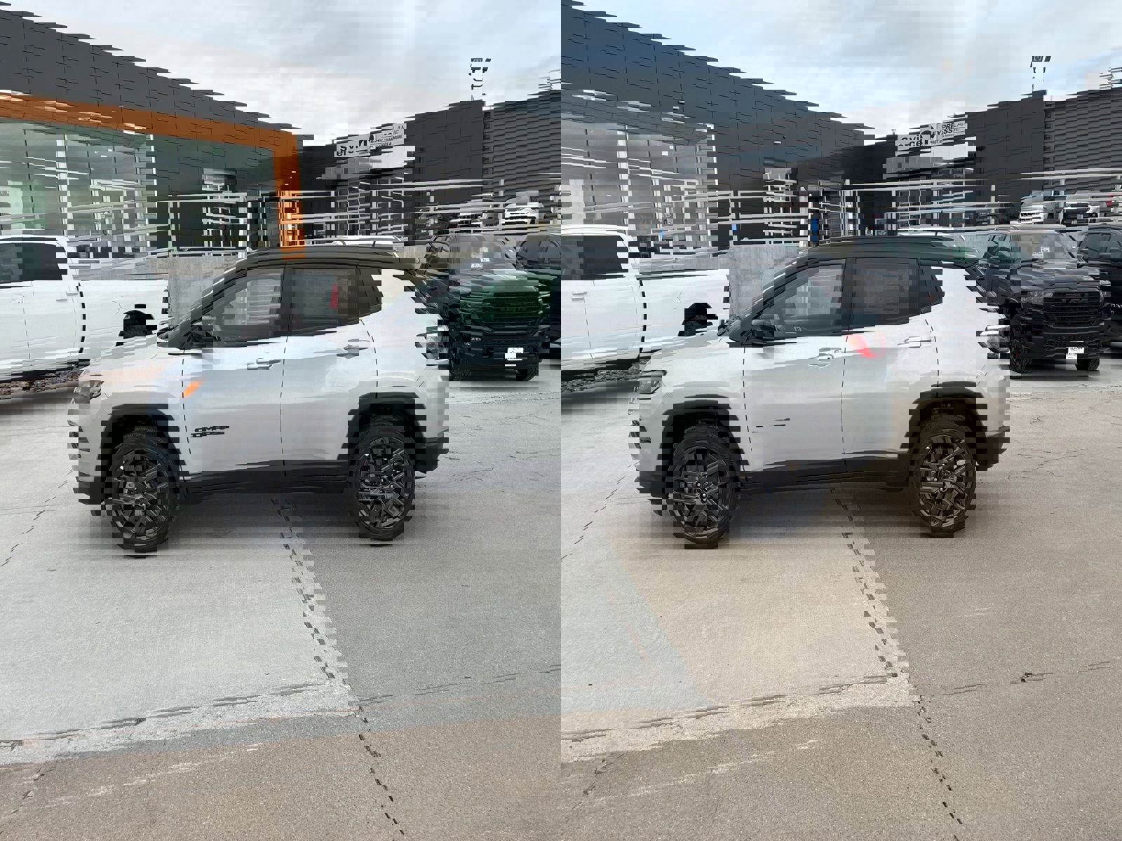 New 2026 Jeep Compass Limited w/ Sun, Sound & Navigation Group image 2