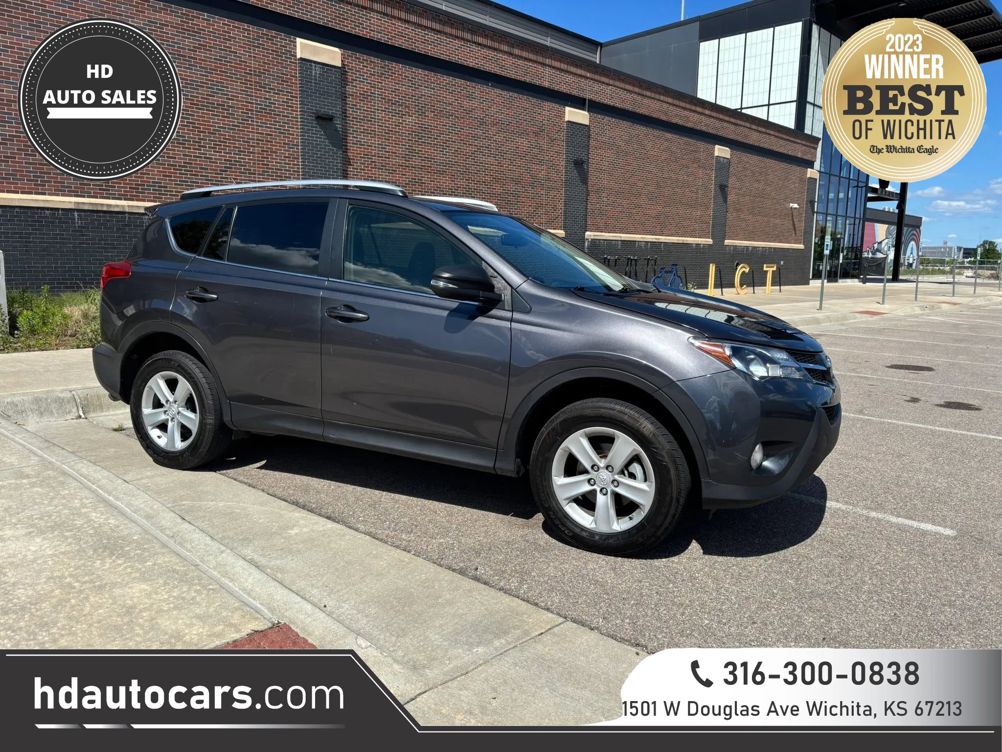 Used 2014 Toyota RAV4 XLE AWD/4WD image 1