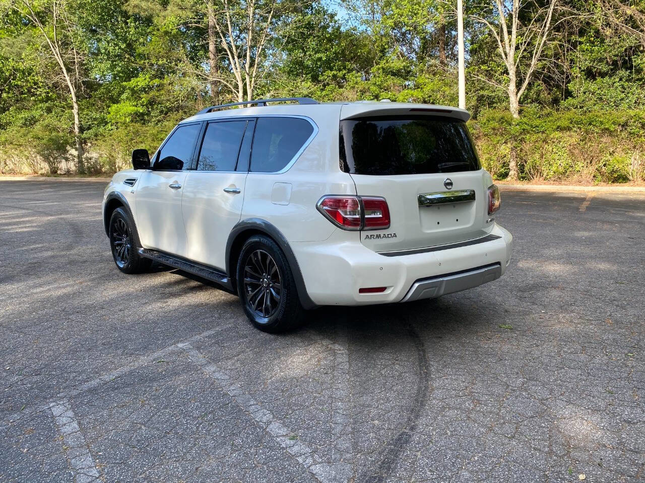 Used 2017 Nissan Armada Platinum RWD image 7
