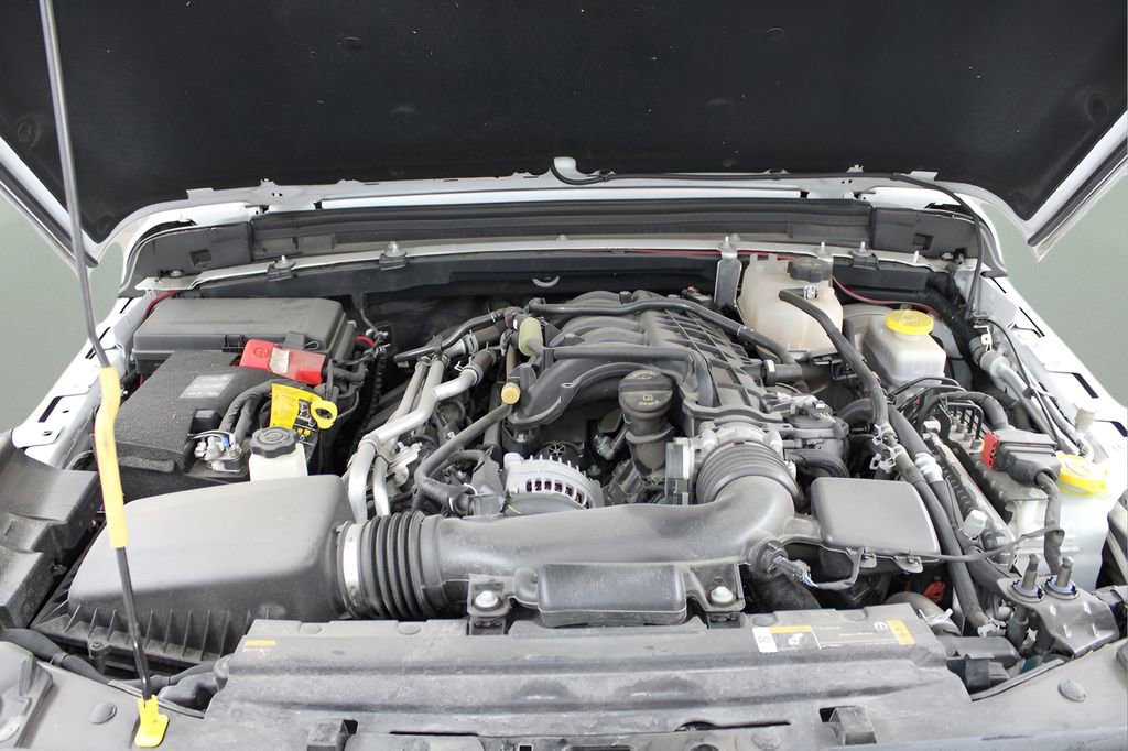 Used 2022 Jeep Wrangler Unlimited Sport AWD/4WD image 33