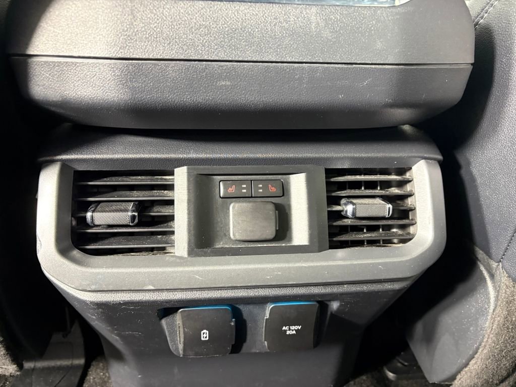 Certified 2022 Ford F150 Lariat w/ Equipment Group 502A High image 29