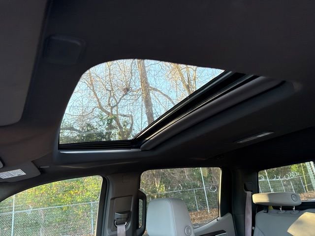 Used 2023 GMC Sierra 1500 SLT image 39