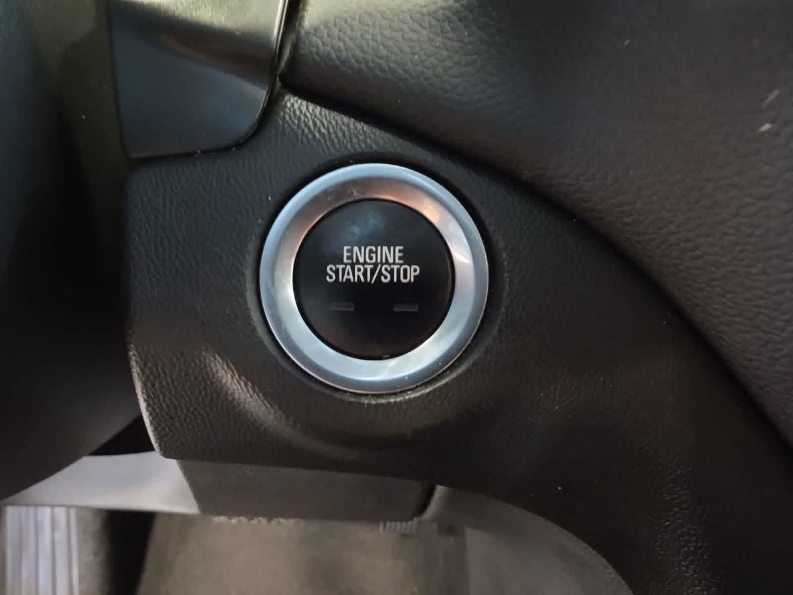 Used 2022 Chevrolet Equinox LT FWD image 26