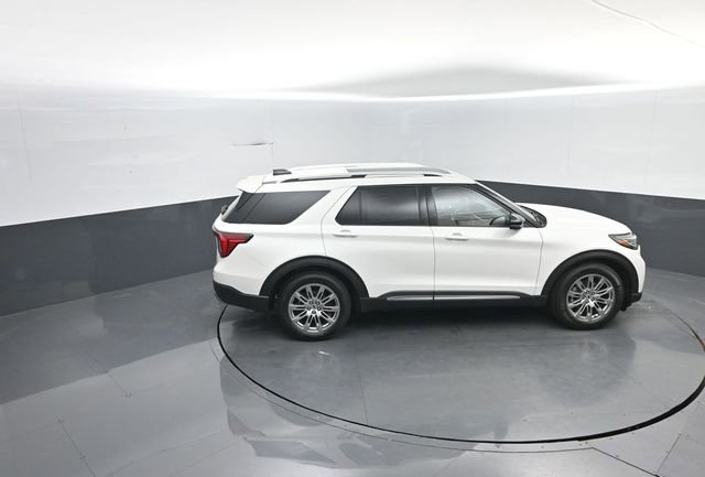 New 2026 Ford Explorer Platinum RWD image 29
