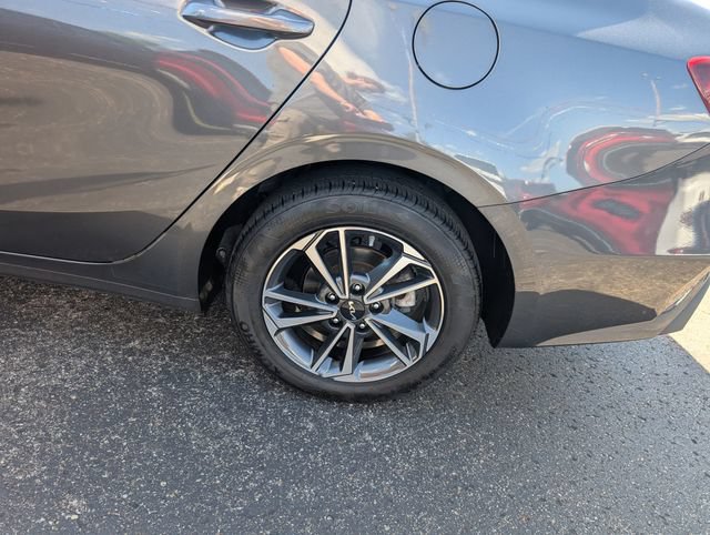 Used 2024 Kia Forte LXS FWD image 22