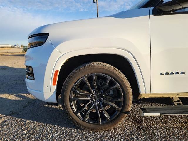 Used 2022 Jeep Grand Wagoneer Series II image 10