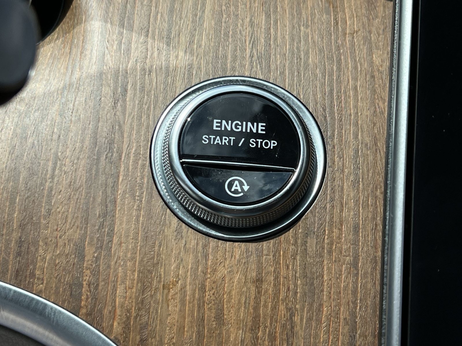 Certified 2023 Mercedes-Benz C 300 4MATIC Sedan image 38