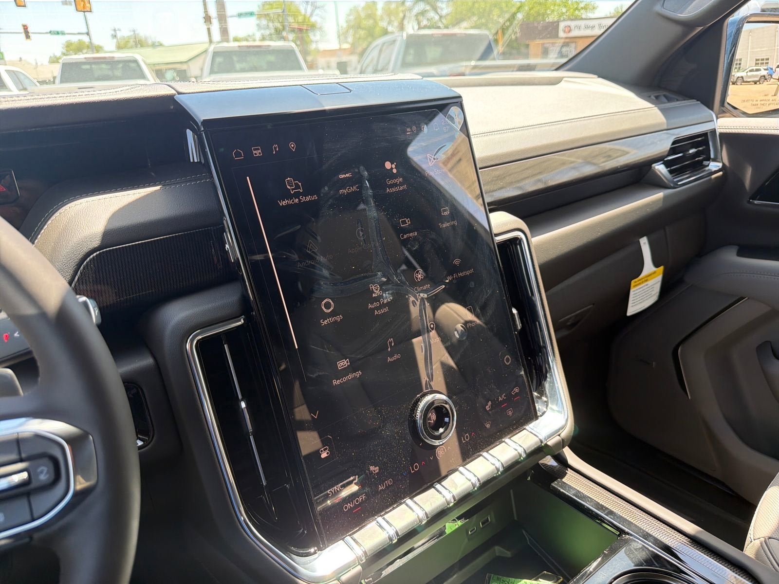 New 2026 GMC Yukon XL Elevation AWD/4WD image 18