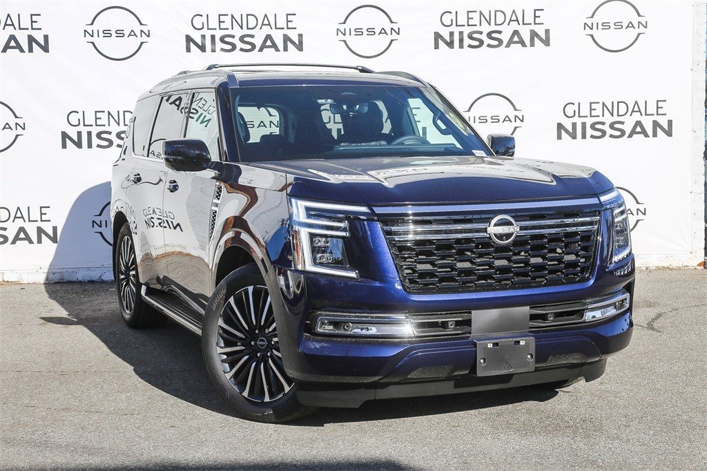 New 2025 Nissan Armada Platinum Reserve image 3