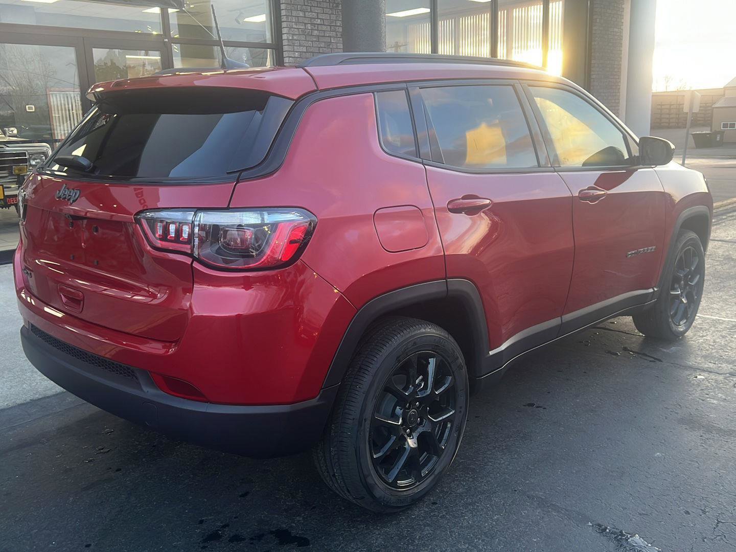 New 2026 Jeep Compass Latitude image 3