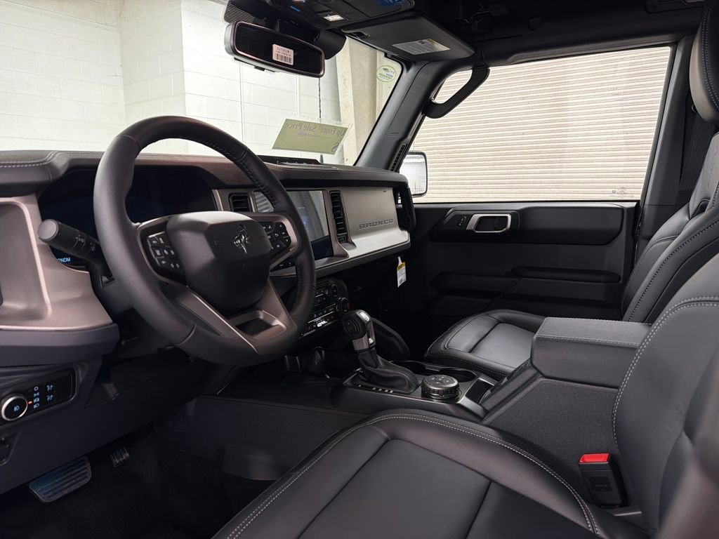 New 2026 Ford Bronco Outer Banks w/ Sasquatch Package image 6