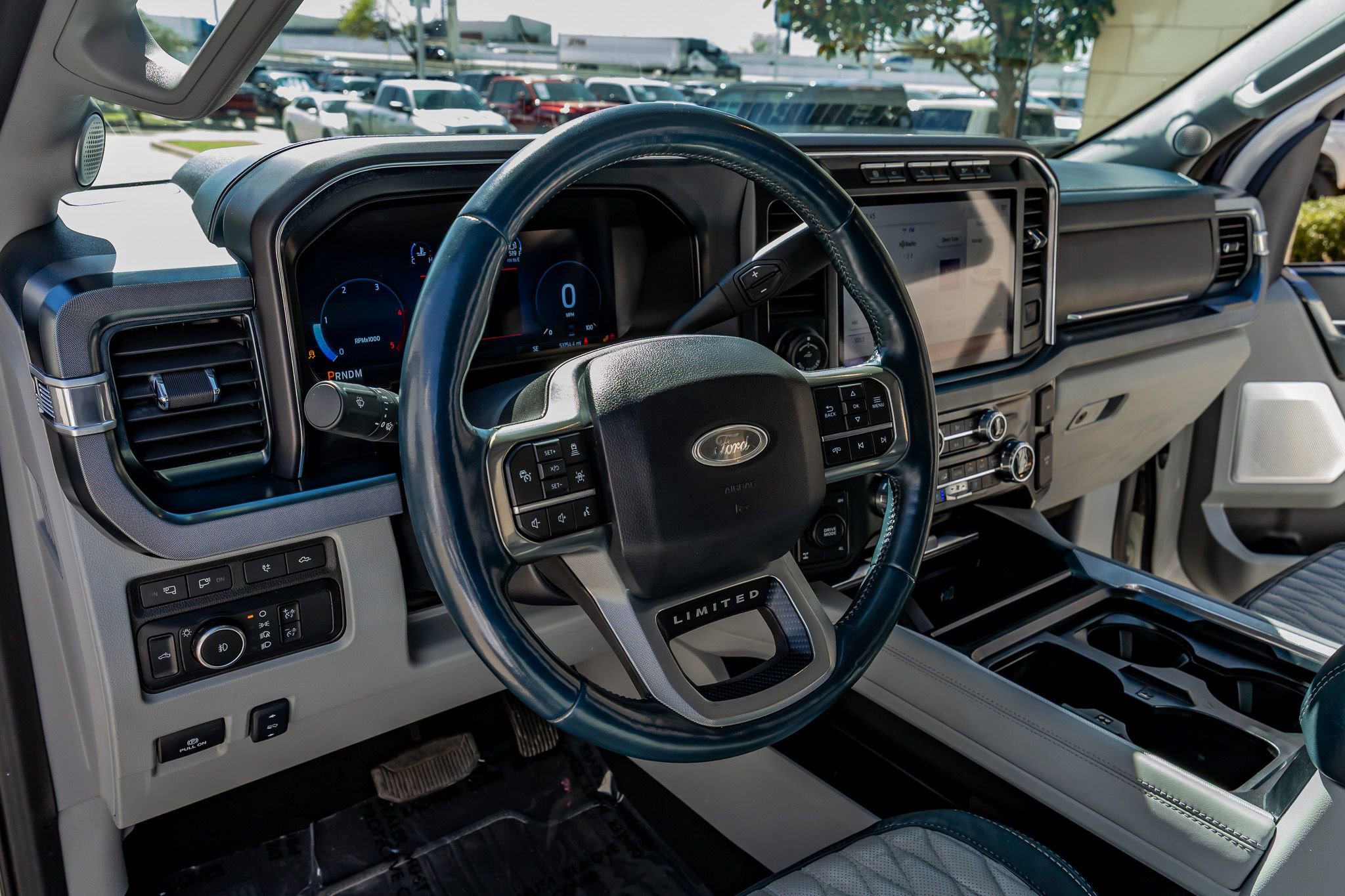 Used 2024 Ford F250 Limited w/ FX4 Off-Road Package image 17