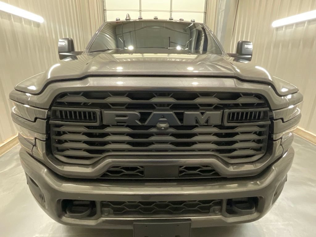 Used 2025 RAM 3500 Big Horn AWD/4WD image 5