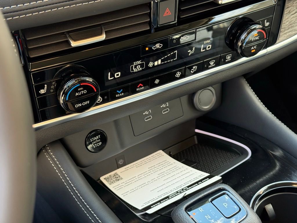 New 2026 Nissan Rogue Platinum w/ Platinum Premium Package image 10